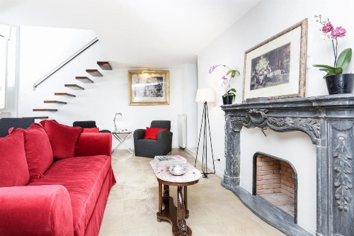 Spanish Steps Regal Penthouse image 20