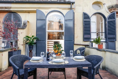 Spanish Steps Regal Penthouse image 7